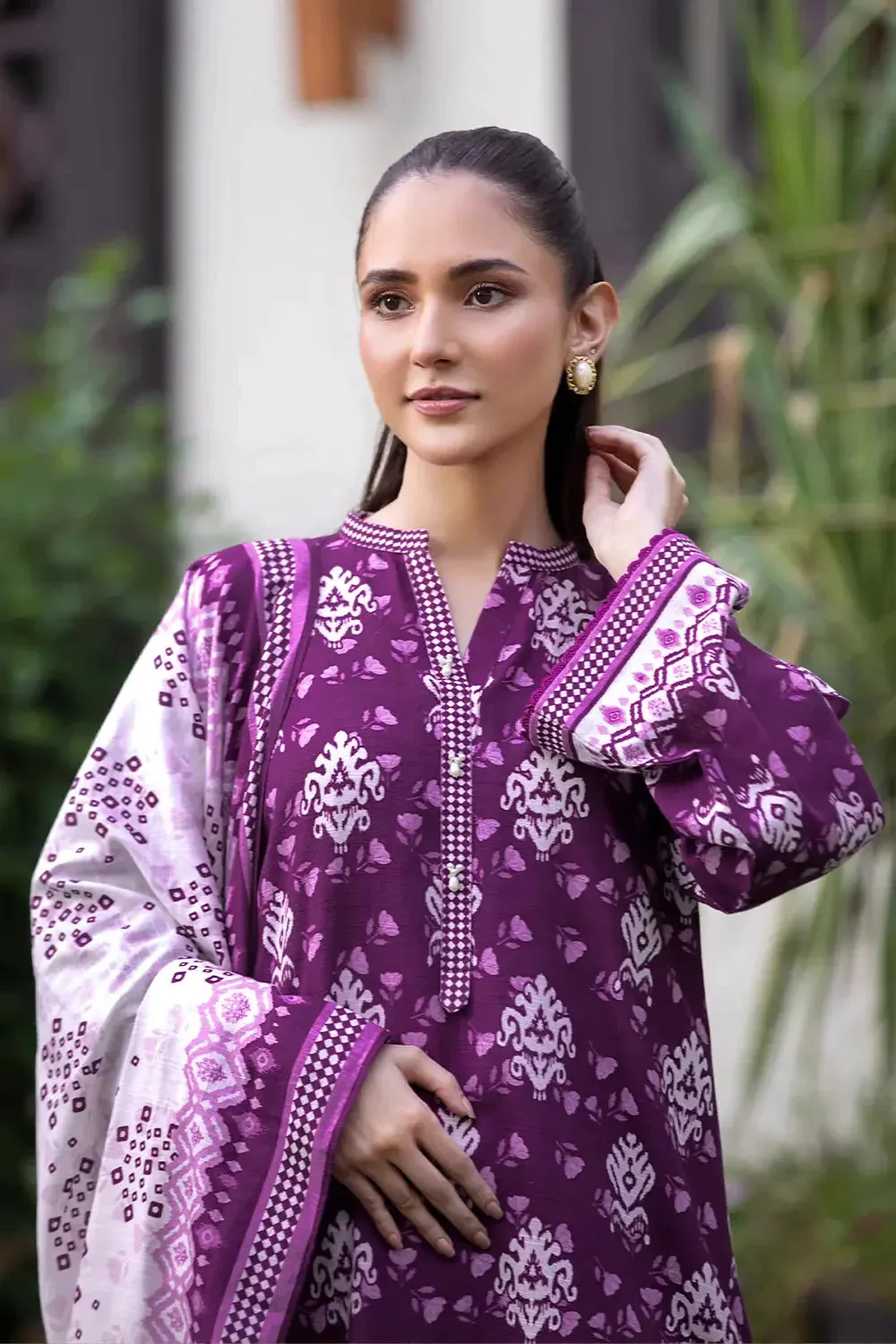 3PC Printed Unstitched Khaddar Suit KKH-2876