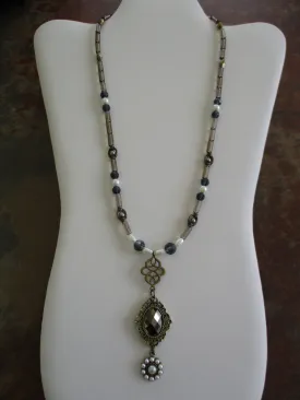 Bronze Smoked Gray White Rice Pearls White Pearls Glass Beads 3 Pendants Long Necklace (N1289)