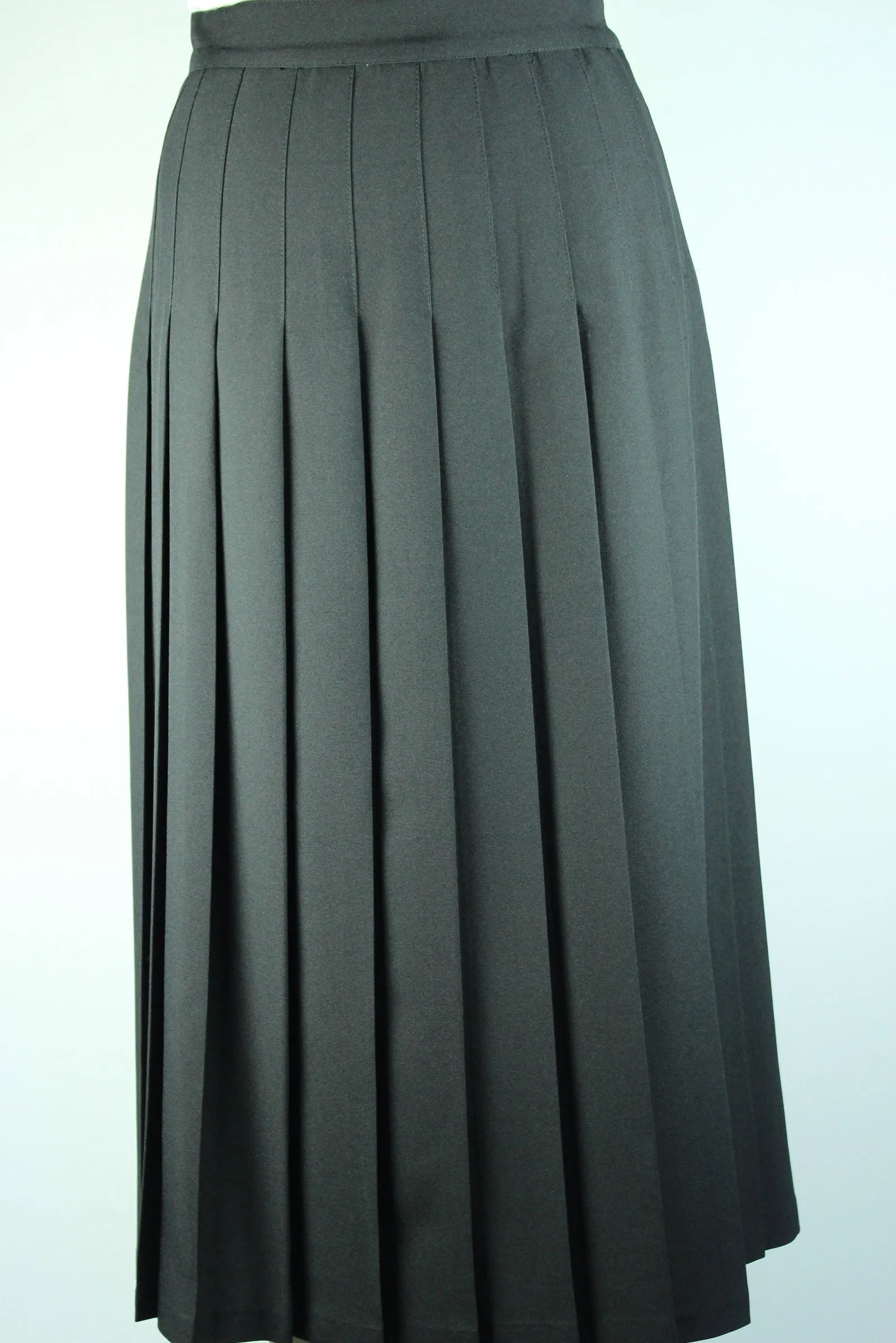 BYAM  High School Long Gray Knife Pleated Skirt